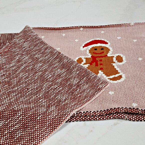 NEW! KNIT 16" x 72" GINGERBREAD MAN TABLE RUNNER - Picture 4 of 5